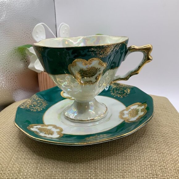 Japan Vintage Pearlescent Iridescent Floral Green Gold Tone Tea Cup with Saucer - Picture 1 of 7